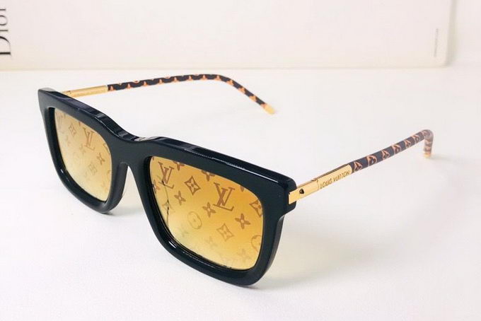 Louis Vuitton Sunglasses ID:20230516-265